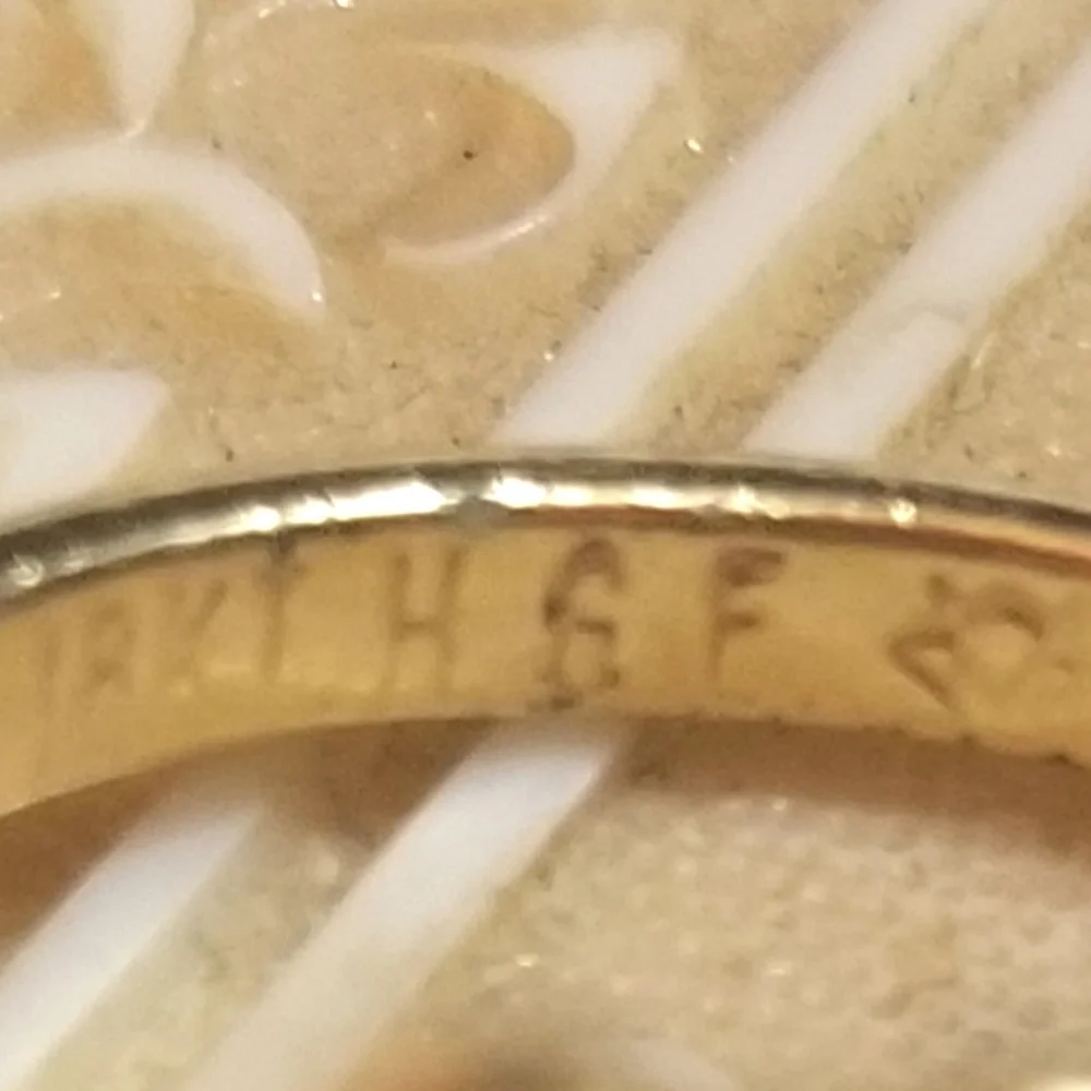 Vintage lovely 18kt